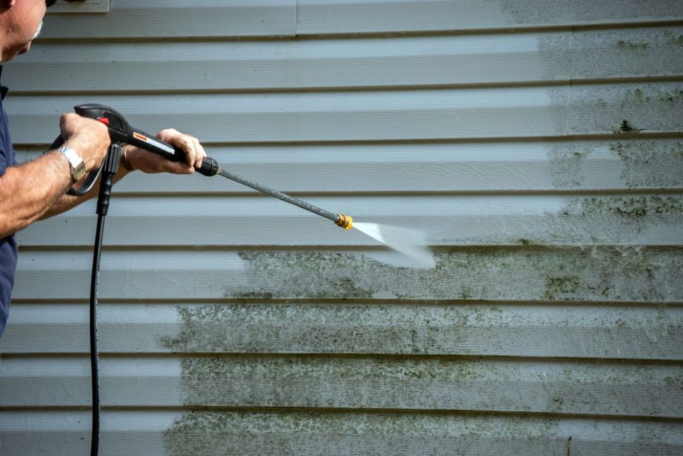 Can You Pressure Wash Vinyl Siding