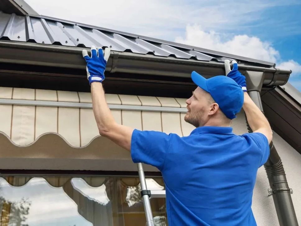 How to Choose the Best Seamless Gutter Installer